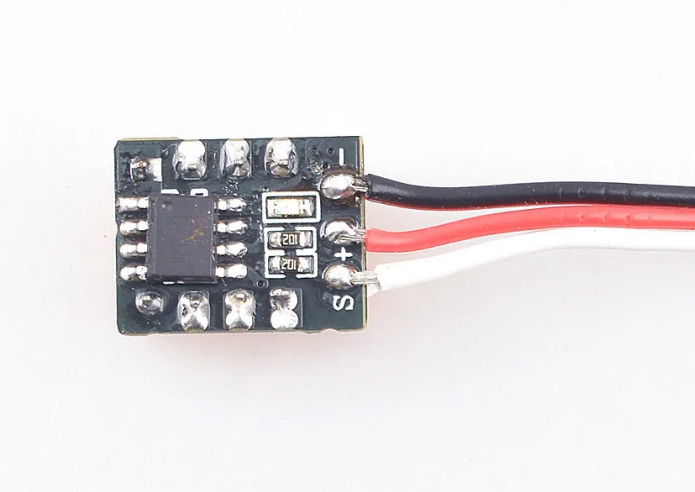 4PCS RCMOY Relè Interruttore P - Relay Module 5V recensione e prezzo